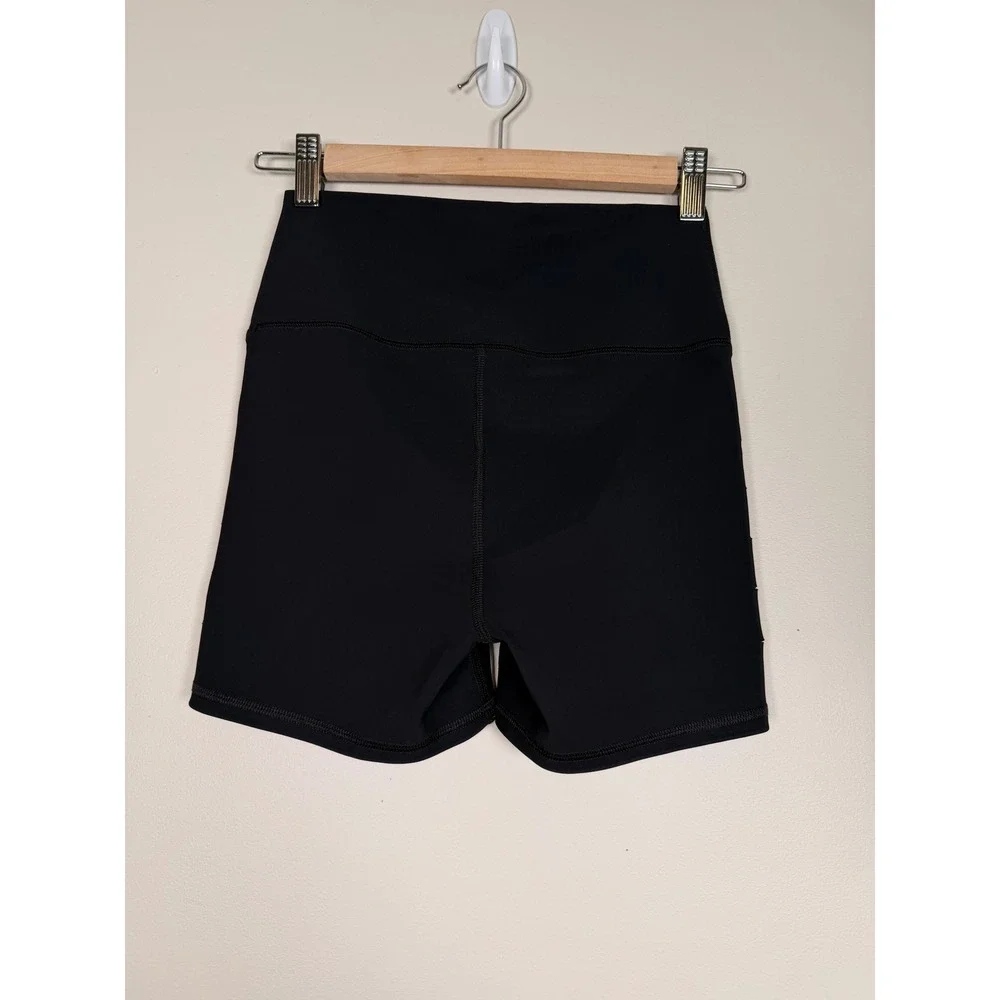 Alo Yoga Black Cutout High Waist Biker Shorts‎ Women's Size XS
